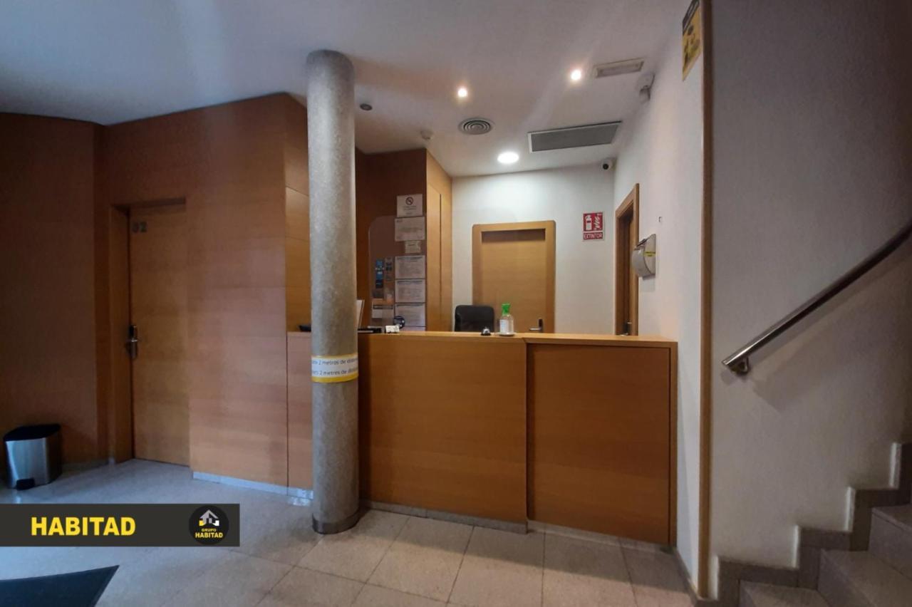 Hostal Rambla Сан-Бой-да-Любрагат Екстер'єр фото