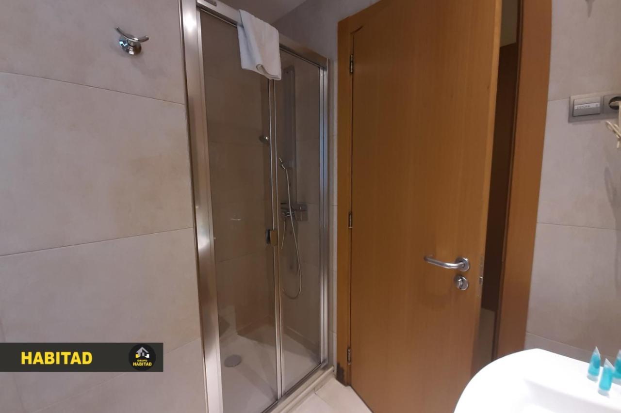 Hostal Rambla Сан-Бой-да-Любрагат Екстер'єр фото